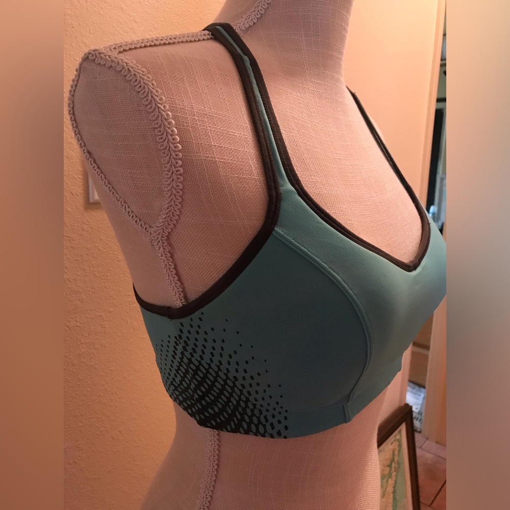 Sports bra blue with black trim light padding v neck very flattering pretty bra - Picture 2 of 5